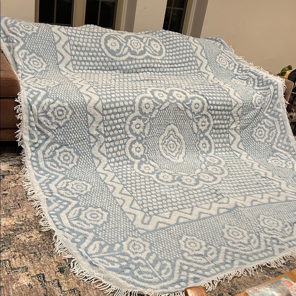 NOS MIP Vintage Chenille Bedspread Retro 1960s Classic Geometric Floral Pattern